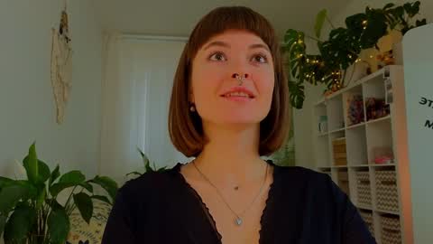 Lana online show from 02.26.25