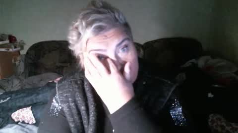 lanacat555 online show from 12.14.25