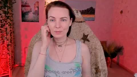 Lana Radiance online show from 05.06.26