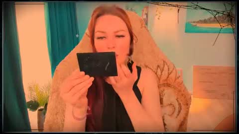 Lana Radiance online show from 07.04.26