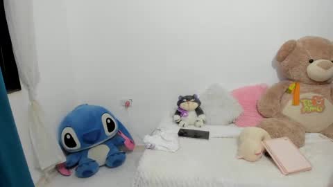 Snapshot of lanarouse1 chatting on 02.19.25 Lana online show from 02.19.25