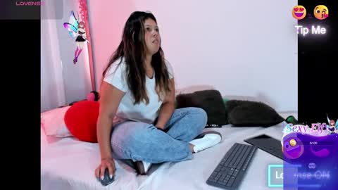 lanastone86 online show from 12.15.25