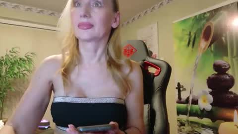 Lana online show from 04.07.26