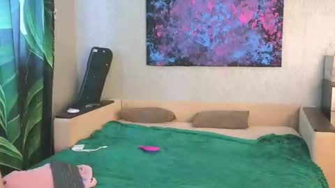 Snapshot of lanavismith chatting on 02.23.26 LanaviSmith online show from 02.23.26