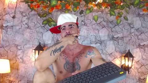 Snapshot of lancelot_benwick chatting on 01.10.25 Lancelot Benwick online show from 01.10.25