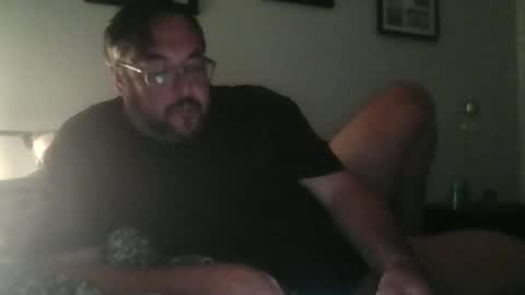 Snapshot of langoste chatting on 10.19.25 lg online show from 10.19.25