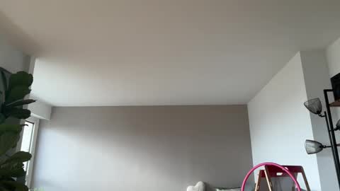 Snapshot of lanimalr chatting on 10.27.25 Lanimal online show from 10.27.25