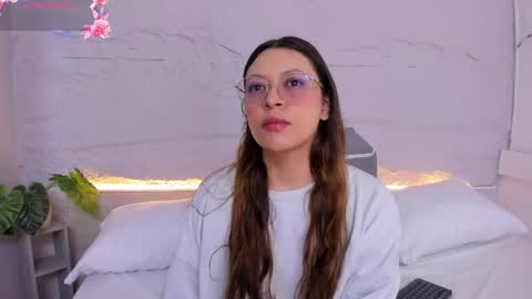 Lanna online show from 04.13.26