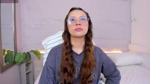 Snapshot of lanna_18_ chatting on 04.27.26 Lanna online show from 04.27.26