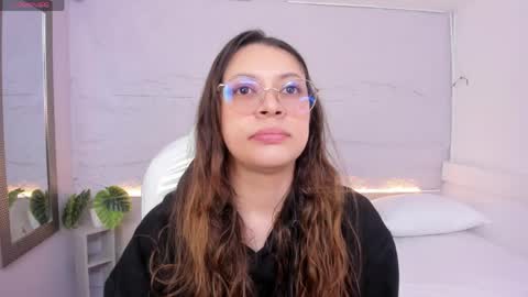 Snapshot of lanna_18_ chatting on 05.29.26 Lanna online show from 05.29.26