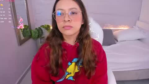Snapshot of lanna_18_ chatting on 06.16.26 Lanna online show from 06.16.26