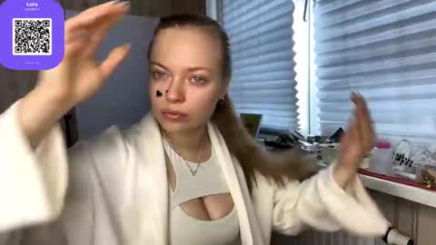 Hello My name is Lola online show from 04.12.26