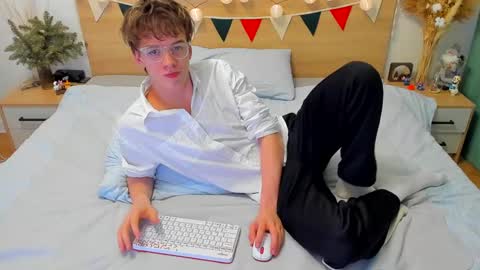 Fandi online show from 01.25.25