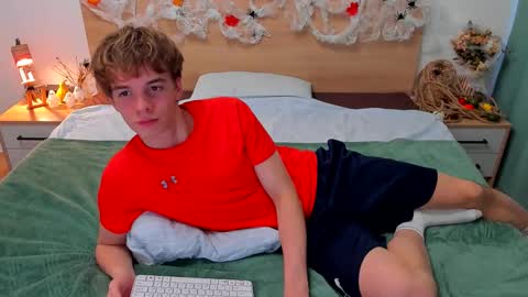 Fandi online show from 10.14.25