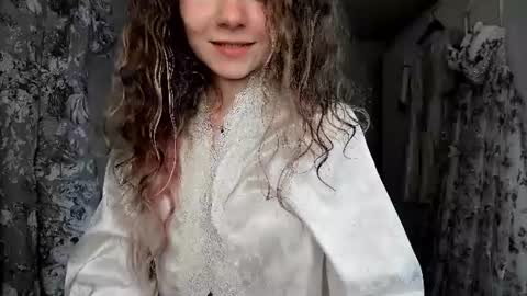 Snapshot of lanshan_classy chatting on 06.21.26 lanshan_classy online show from 06.21.26
