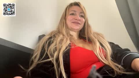 Olena online show from 11.15.25