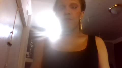 Lapuzzycat201923 online show from 10.28.25