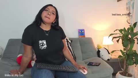 Lara  online show from 02.19.26