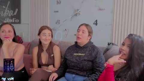 Snapshot of lara_as chatting on 11.04.25 lara_as online show from 11.04.25