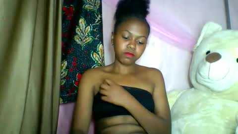 lara_belle online show from 04.29.26