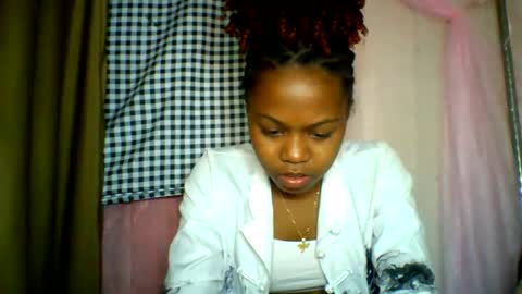 lara_belle online show from 06.07.26