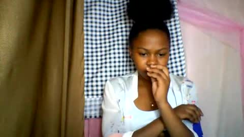 lara_belle online show from 06.22.26