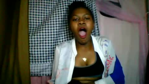 lara_belle online show from 07.17.26