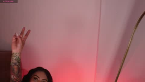 Lara online show from 04.19.26