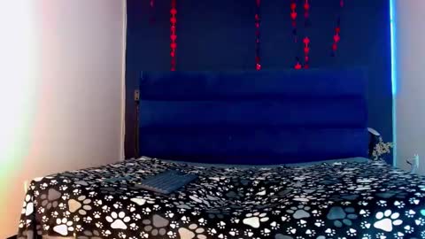 Snapshot of lara_brunette chatting on 02.17.25 Lara Brunette online show from 02.17.25