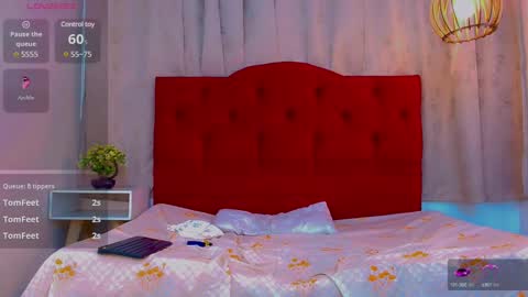 Snapshot of lara_brunette chatting on 03.03.25 Lara Brunette online show from 03.03.25