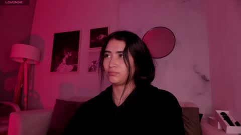 Lara Madisson online show from 10.03.25