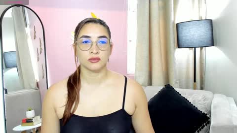      700  200   online show from 01.07.25