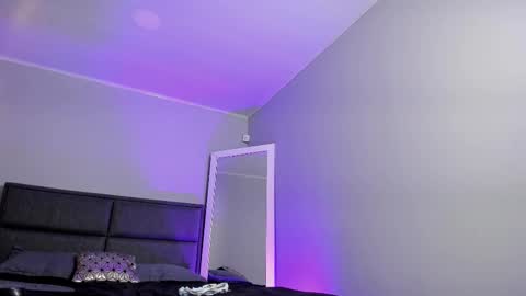 Snapshot of lara_reynolds_ chatting on 02.03.26 lara_reynolds_ online show from 02.03.26