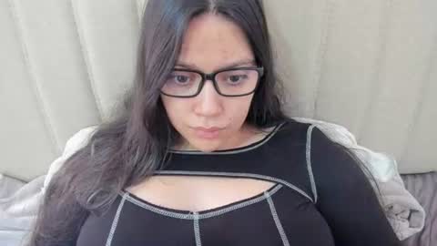 lara online show from 02.12.25