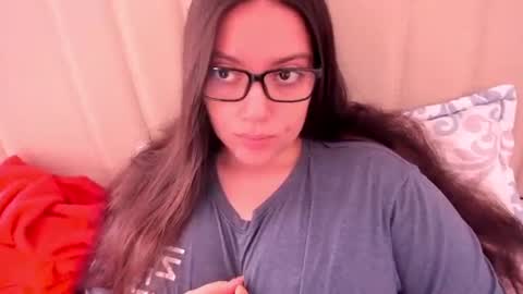 lara online show from 04.24.26