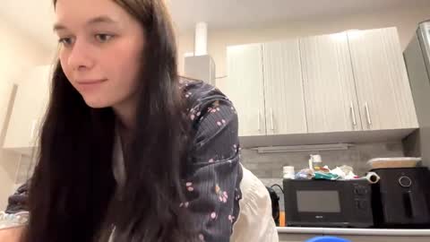 lara online show from 04.03.26