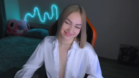 LaraKrein lk online show from 04.10.26