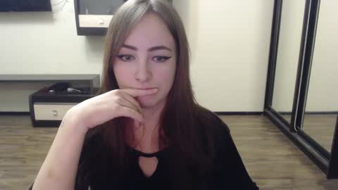 Snapshot of laralianna chatting on 12.08.24 Laralianna online show from 12.08.24