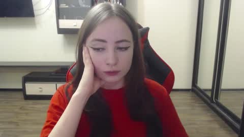 Snapshot of laralianna chatting on 12.21.24 Laralianna online show from 12.21.24