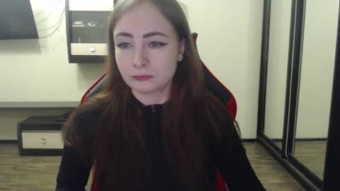 Snapshot of laralianna chatting on 01.17.25 Laralianna online show from 01.17.25