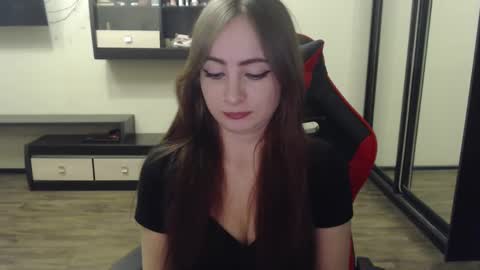 Snapshot of laralianna chatting on 02.26.25 Laralianna online show from 02.26.25