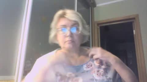 laramrs online show from 09.23.25