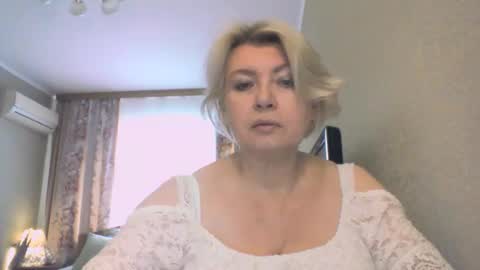 laramrs online show from 11.04.25