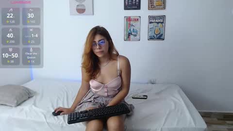 laramucci online show from 09.21.25