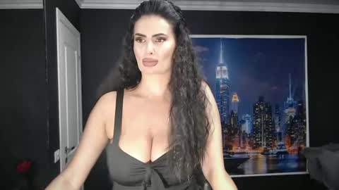 Snapshot of laras_moans chatting on 07.04.26 laras_moans online show from 07.04.26