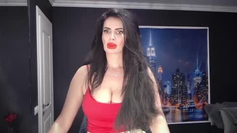Snapshot of laras_moans chatting on 07.17.26 laras_moans online show from 07.17.26