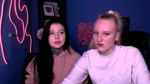 laratiz online show from 11.13.25