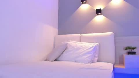 Laura online show from 09.17.25