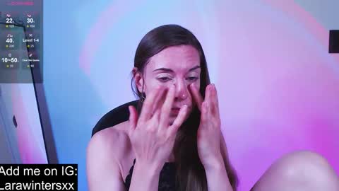 larawinters online show from 11.01.25