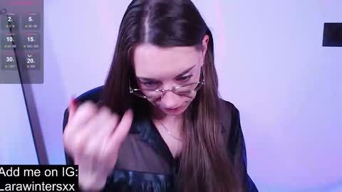 larawinters online show from 12.22.25